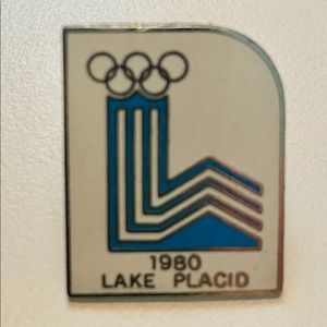 vintage 1980 Lake Placid Winter Olympics pin